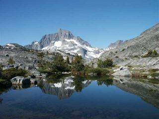 Click on picture to enlarge image (product Id 0630bannerpeak).